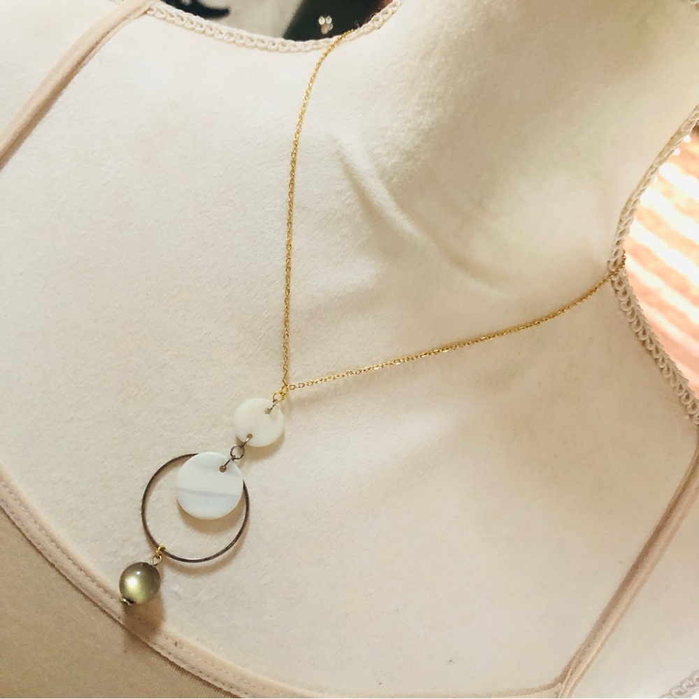 Handcrafted vintage cat eye mother of pearl drop pendant on chain necklace